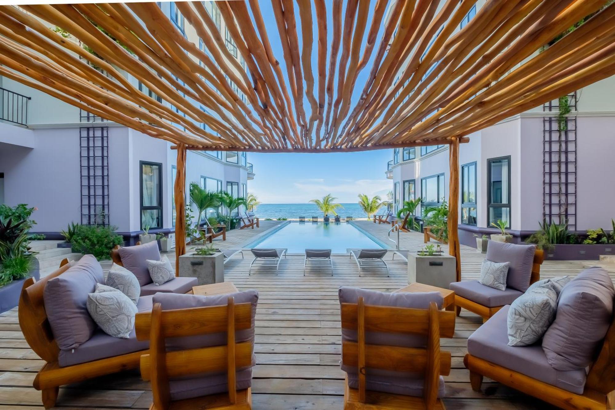 Diamante Beachfront Suites San Pedro  Dış mekan fotoğraf