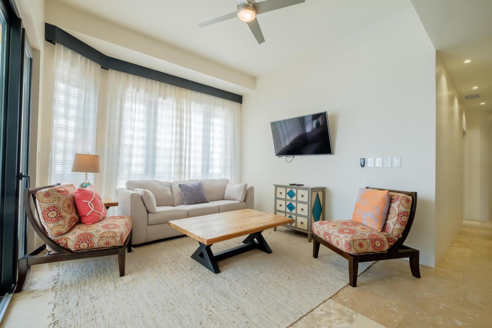 Diamante Beachfront Suites San Pedro  Dış mekan fotoğraf