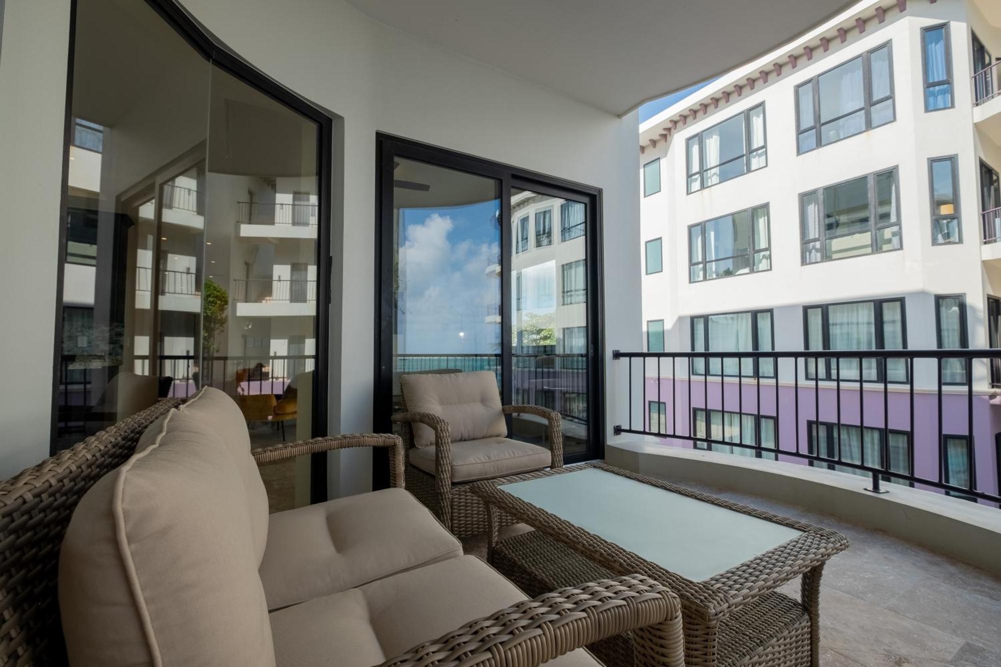 Diamante Beachfront Suites San Pedro  Dış mekan fotoğraf